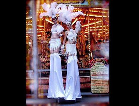 Showgirls   Stilt Walkers